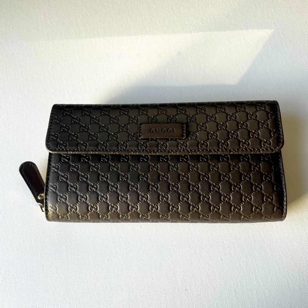 Gucci MicroGG Guccissima Wallet
